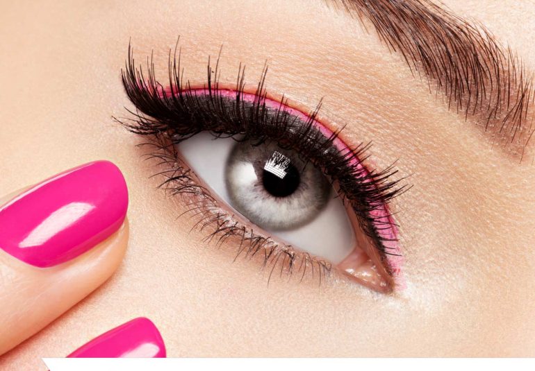 What Are Some Main Benefits of Having Eyelid Lift Surgery?